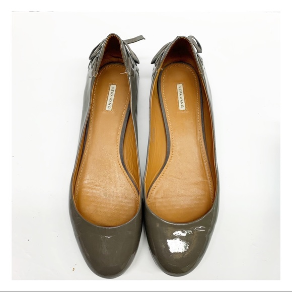 Vera Wang grey Helen patent leather ballet flat slip on shoes 9 - Picture 2 of 13